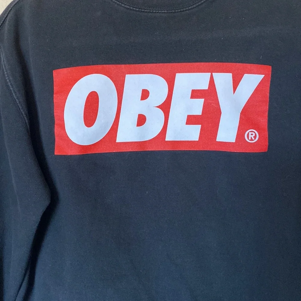 Obey Black Crewneck Sweater with Red Logo - Picture 4 of 9